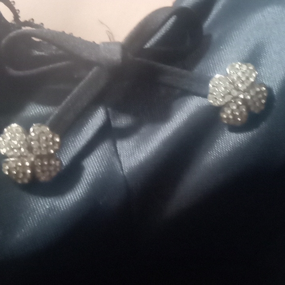 🤩💲2 For 15  Van Raalte vintage full length nylon slip in mint condition.  34 C - Picture 2 of 7